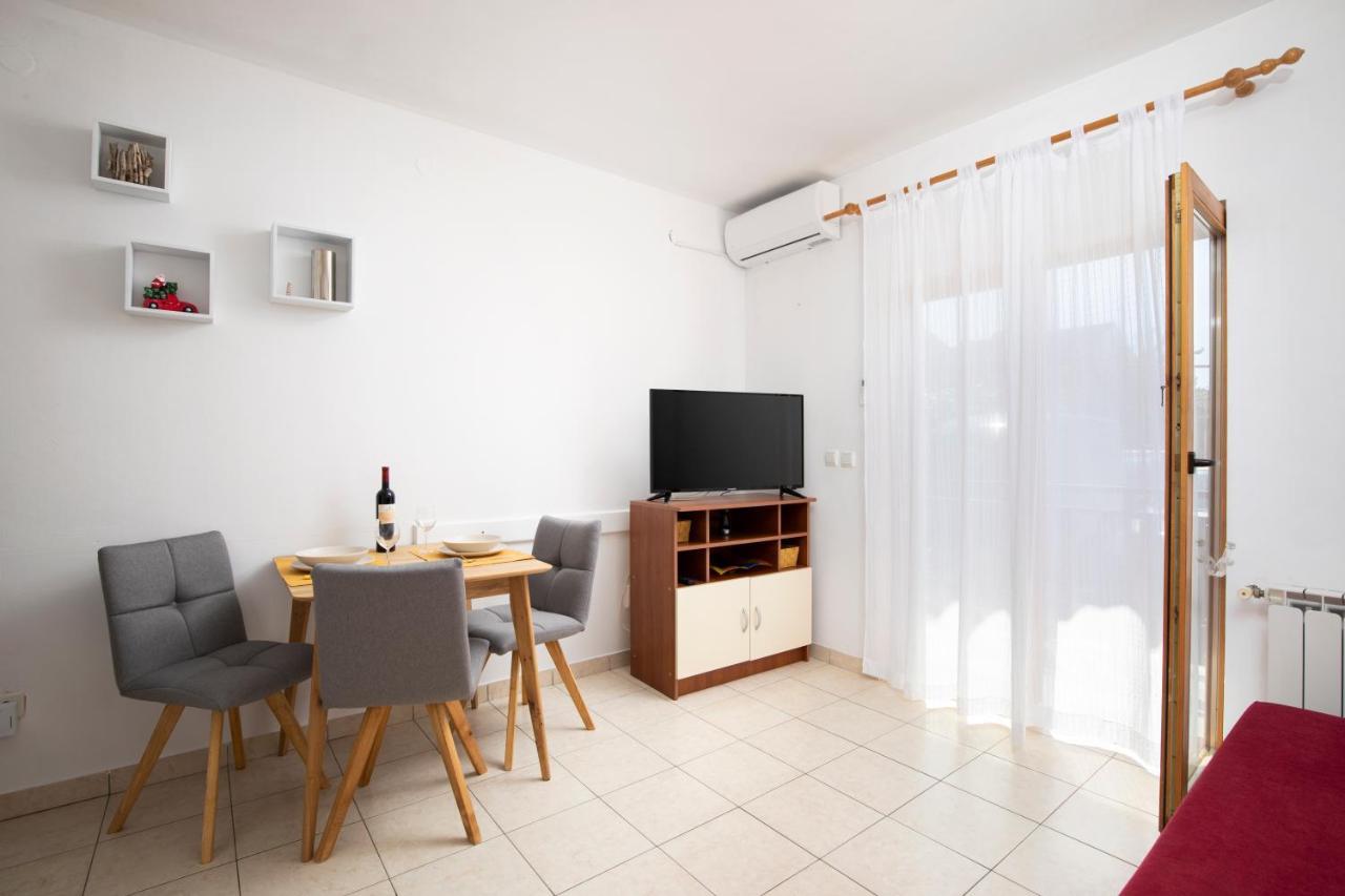 Sunny Apartment Valbandon Fazana Luaran gambar